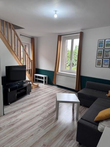 Perrier Apartment | Petit cocon près des grottes de Perrier