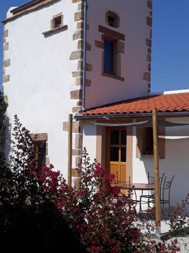 Vic-le-Comte House | Pigeonnier