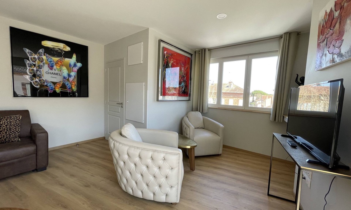 Albi Apartment | Porta 9