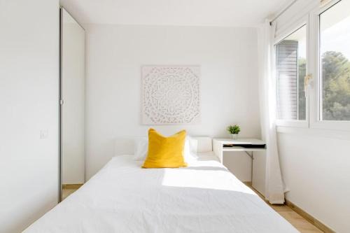 Le Ray House | Private room in renovated apartment - Tram 1 min walk