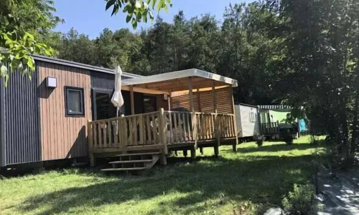 Thonac House | Privilege 3-Room Mobile Home for 4 People, Air-Conditioned + TV