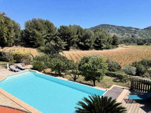 Saint-Cyr-sur-Mer Apartment | Résidence Villa Chemin de la Clare - maeva Home - Villa vue sur les vignes 6 pièces 10 personnes - Prestige MAE-5863
