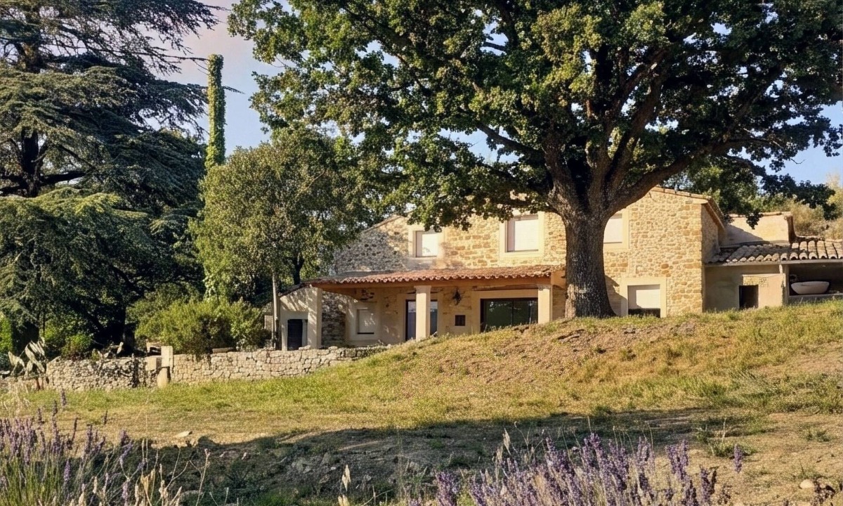 Roche-Saint-Secret House | Renovated 19th-Century Farmhouse: Charm, Lavender & Wild River in Drôme
