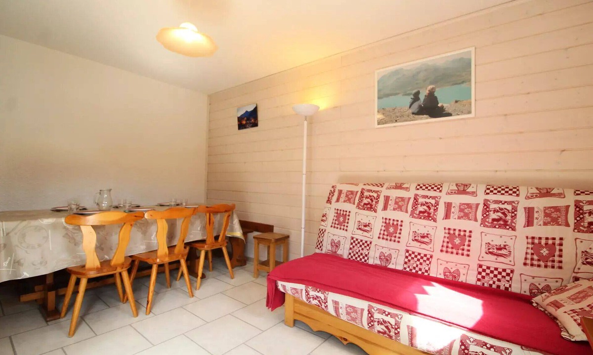 Lanslevillard Apartment | Residence Chevallier - 3 Rooms for 6 People