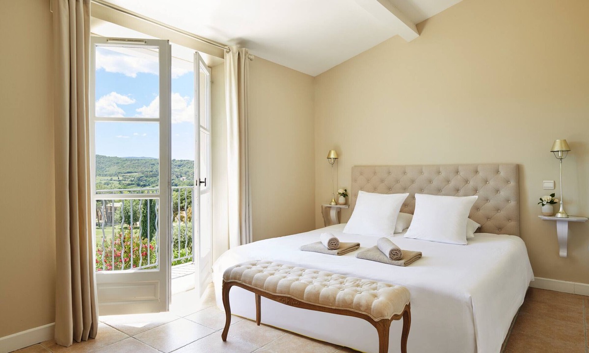 Cote d'Azur- French Riviera Ski Chalet | Saint Tropez Golf - Maison Fleur de Lys