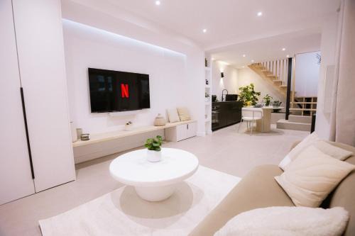 Romans-sur-Isere House | Sauna - Massage - Double Shower - Luxe in Romans