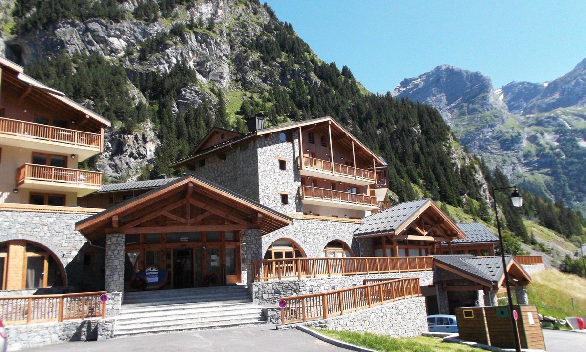Pralognan-la-Vanoise Condo | Skis aux pieds + Accès Piscine