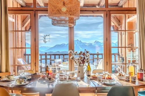 Serraval Ski Chalet | Slow Chalet de l'Ourse - Charming old chalet stunning view sauna pets ok