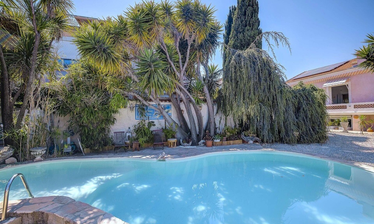 La Californie Apartment | Souplex villa Nice Fabron exclusive pool sea view, 3 min beach, streetcar, shops