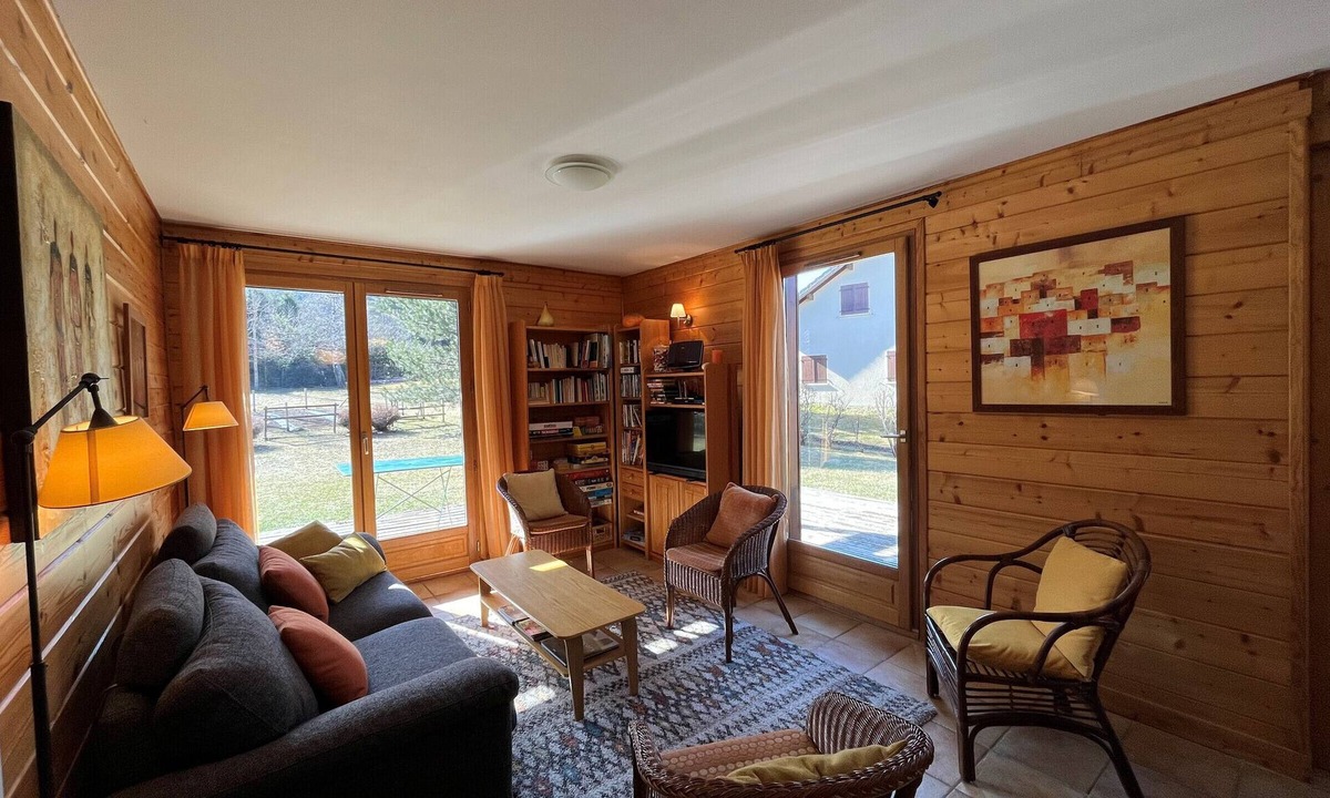 Correncon-en-Vercors Apartment | Spacious 107m² apartment near slopes, 3 bedrooms
