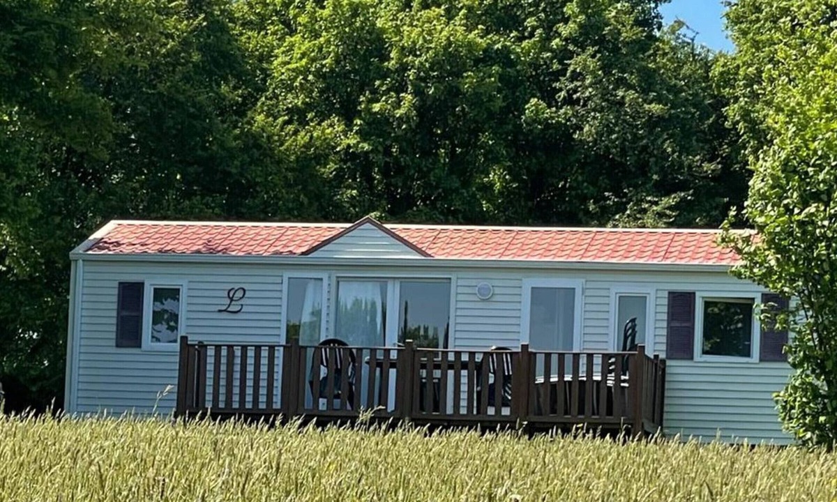 Maulevrier House | Spacious mobile home - 6 guests