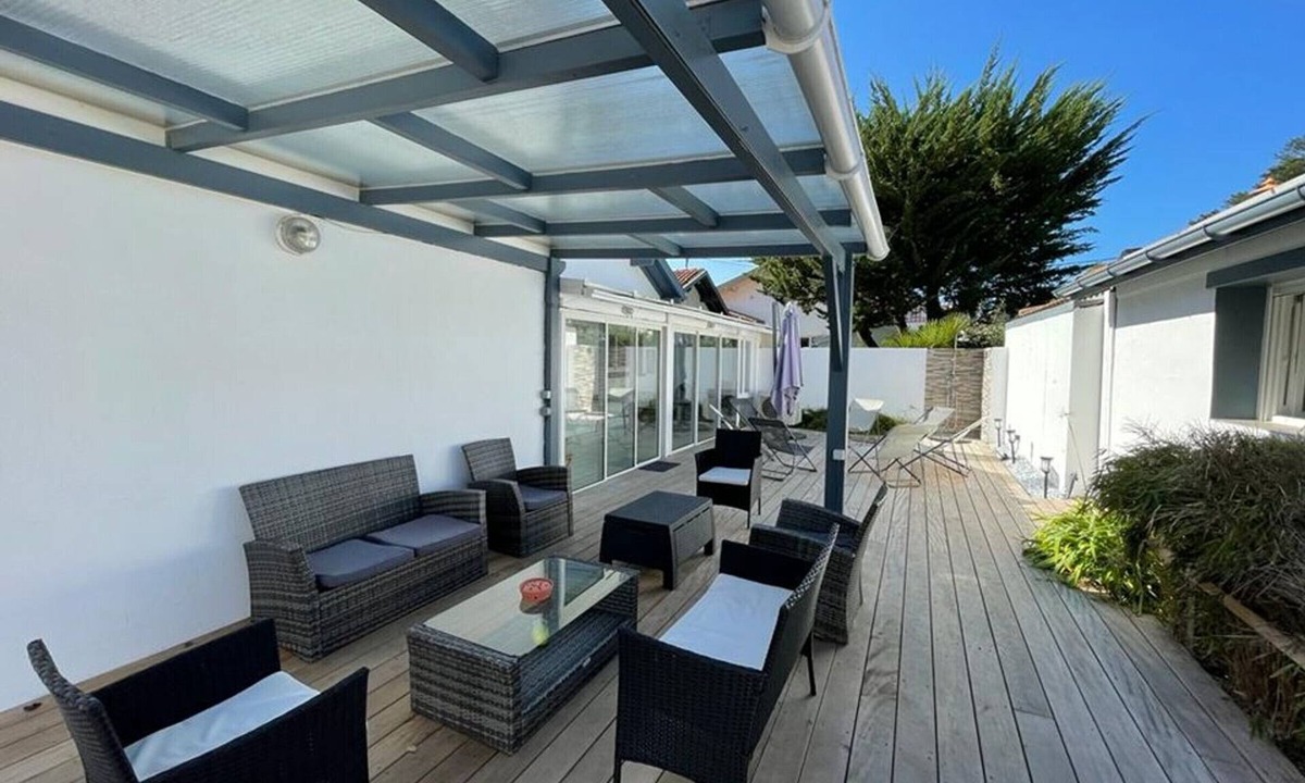Capbreton Villa | Spacious villa with veranda and garden in Capbreton