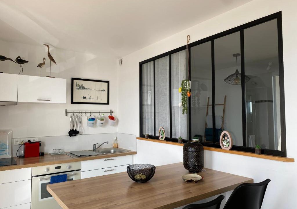 Concarneau Apartment | Splendide vue face à la mer avec garage