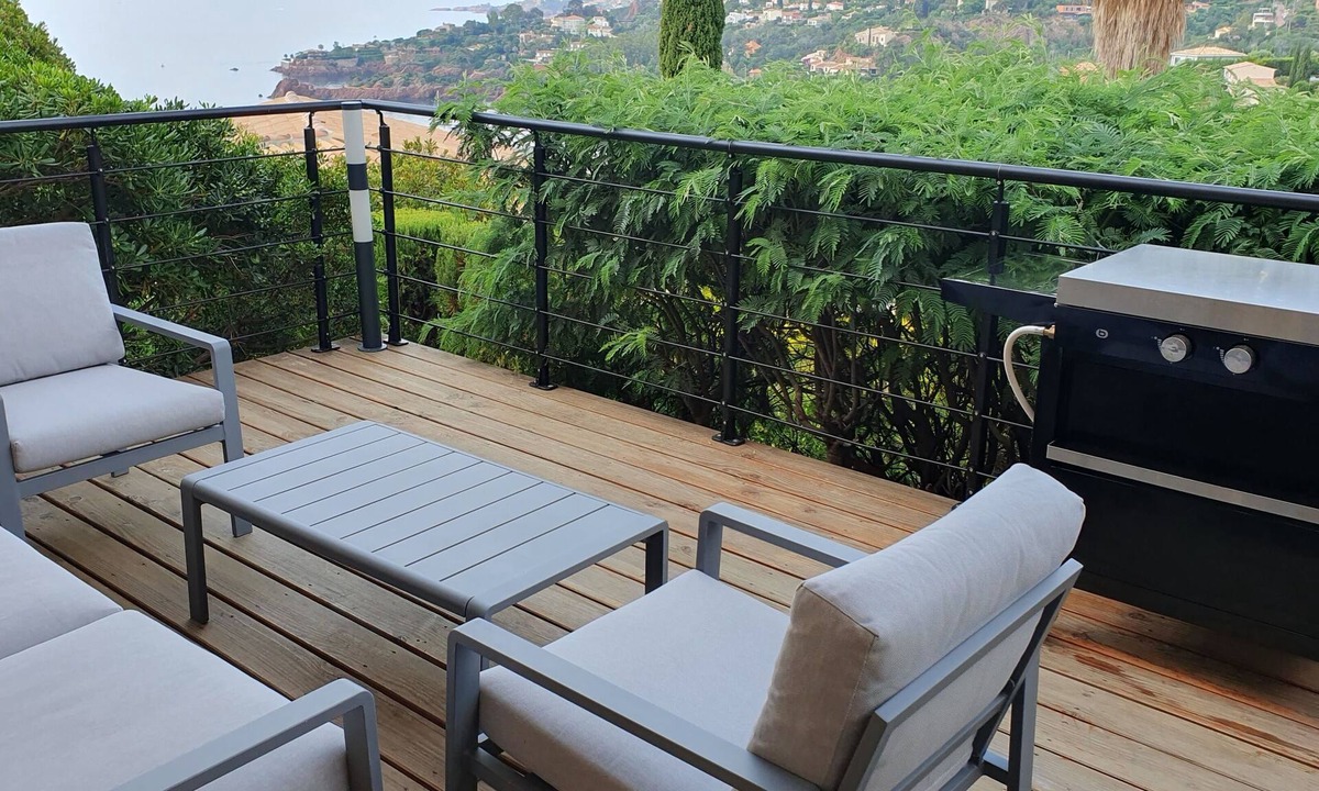 Theoule-sur-Mer Apartment | Studio à Théoule-miramar Avec Magnifique vue mer