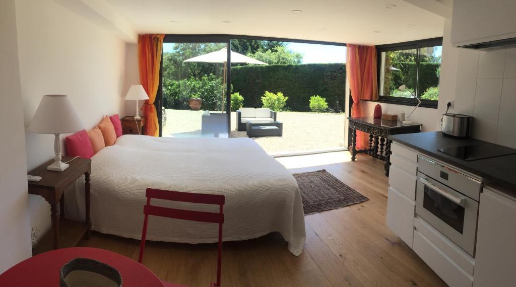 Valbonne Apartment | studio 36m2, dans un beau domaine privée au calme.