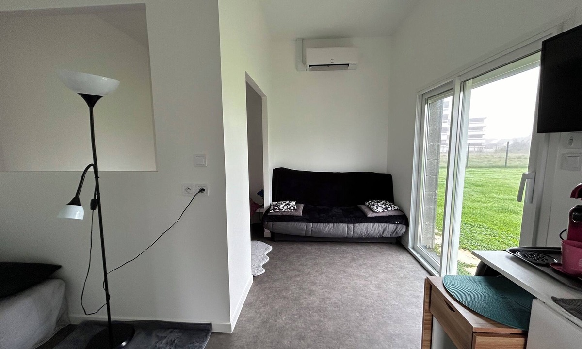 Lapalisse Apartment | Studio at Pierre and Delphine
