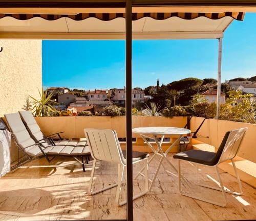 Sainte-Maxime City Centre Apartment | Studio avec terrasse sud proche bord de mer