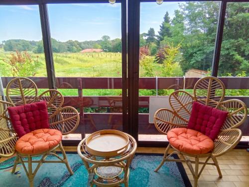 Barbotan-les-Thermes Apartment | Studio cosy avec terrasse et barbecue à Cazaubon - 28 m²
