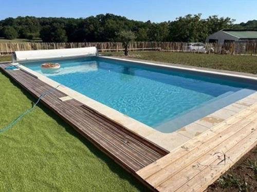 Brantome-en-Perigord Apartment | Studio cosy proche de Brantôme avec jardin partagé - FR-1-616-544