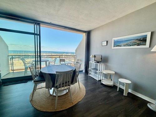 Quiberon Apartment | Studio de 33m² à Quiberon, vue mer, animaux acceptés, parking - FR-1-478-86