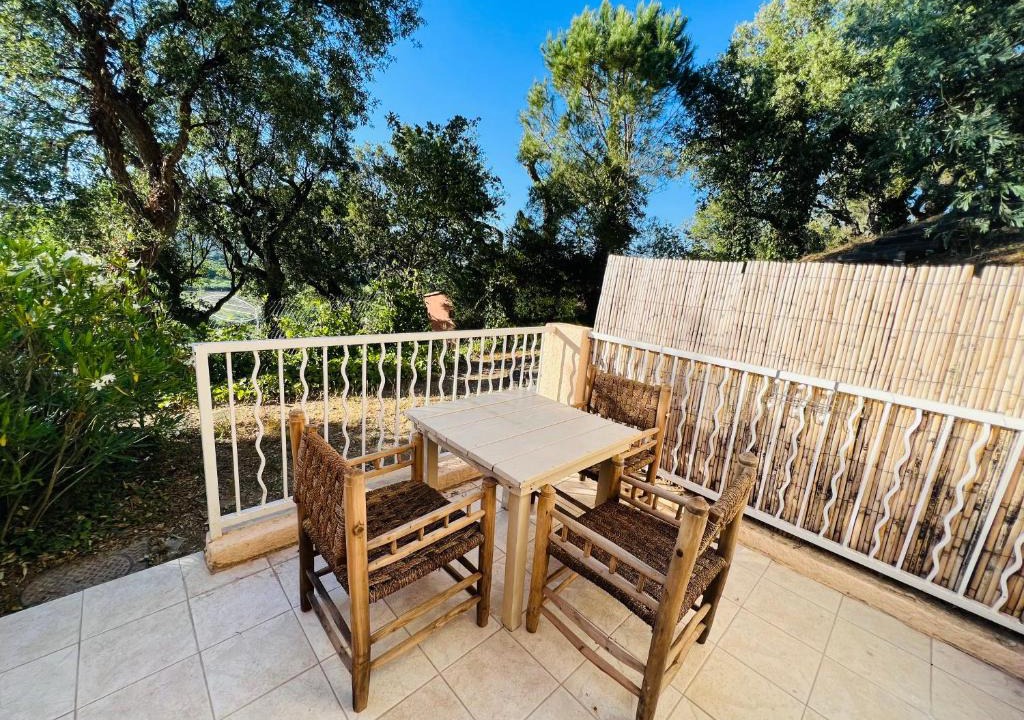 Cogolin Apartment | Studio de vacances dans résidence avec piscine