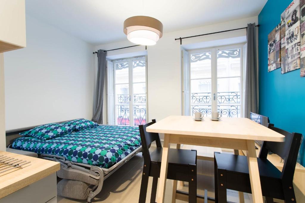 Les Grands Carmes Apartment | STUDIO Haussmannien RepubliquePanierVIEUX-PORT