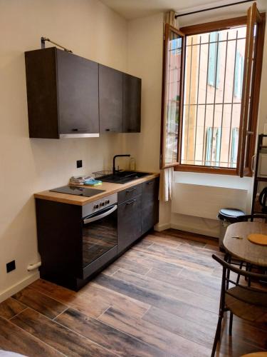 Aubagne Apartment | Studio hypercentre, refait à neuf
