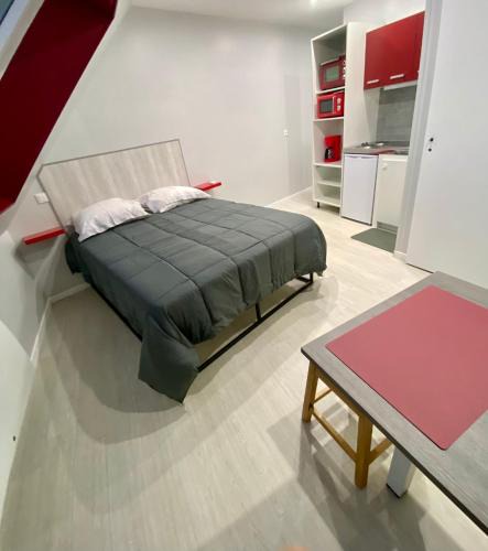 Heuze - Saint-Georges Apartment | studio indépendant 800 m de la gare du Mans