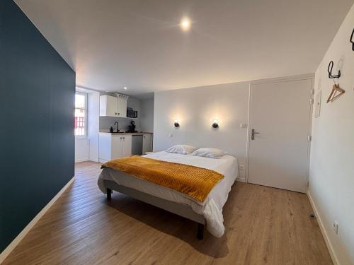 Chateau-Larcher Apartment | Studio Le Moulin Château-Larcher Arrivée autonome