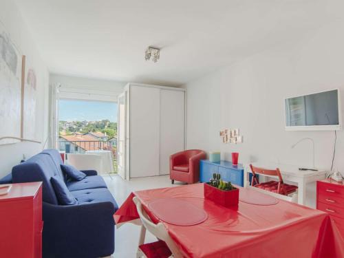 Hendaye Apartment | Studio lumineux à deux pas de la plage d'Hendaye - FR-1-2-323