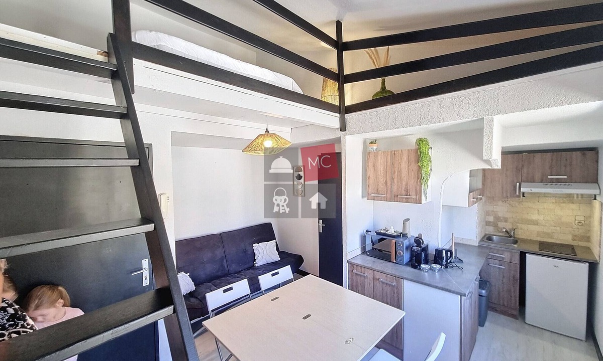 Plan-de-la-Tour Apartment | STUDIO MEZZANINE LE MAS SAINT LAZARRE