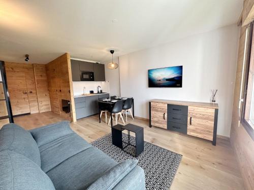 Samoens Apartment | Studio moderne avec balcon et parking dans Samoëns - FR-1-624-71