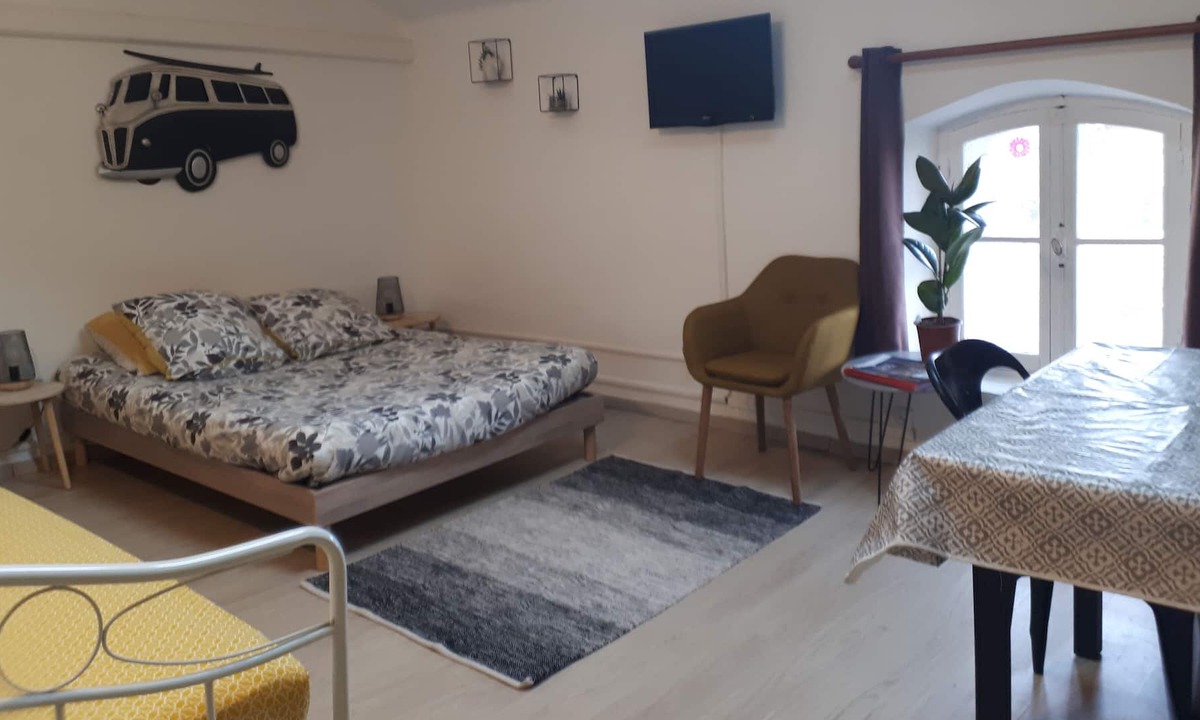 Salin-de-Giraud Apartment | Studio South 3 people MER CAMARGUE classified 2 stars