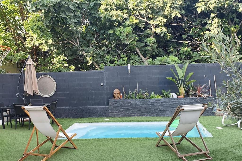 11th Arrondissement Apartment | Studio-Valentine climatisée avec piscine chauffée & Spa 2 places