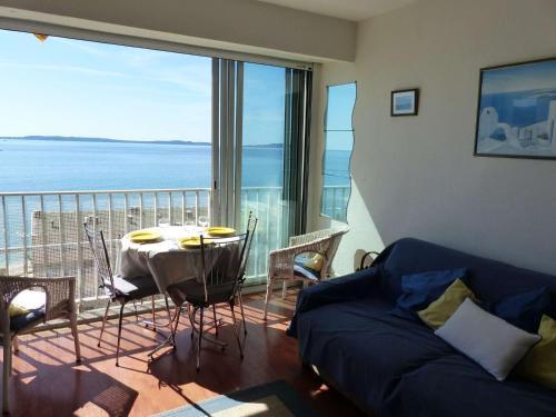 Le Lavandou Apartment | Studio Vue Mer avec Climatisation au Lavandou - FR-1-308-50