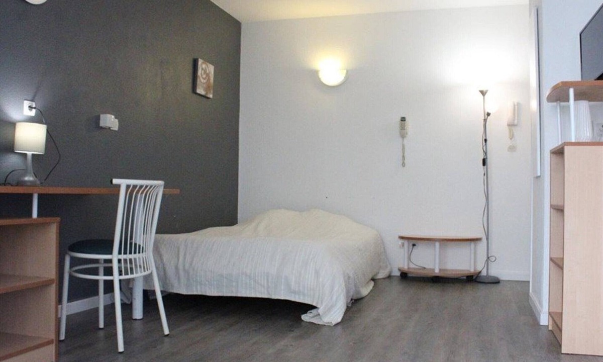 La Rochelle Apartment | Studio with south terrace and pool in Les Minimes