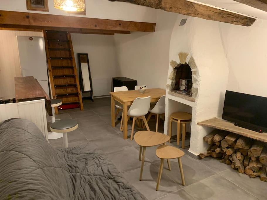Greolieres Apartment | Superbe duplex vue montagne.