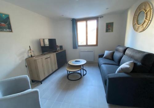 Chateauroux-les-Alpes Apartment | T2 à 150m du village