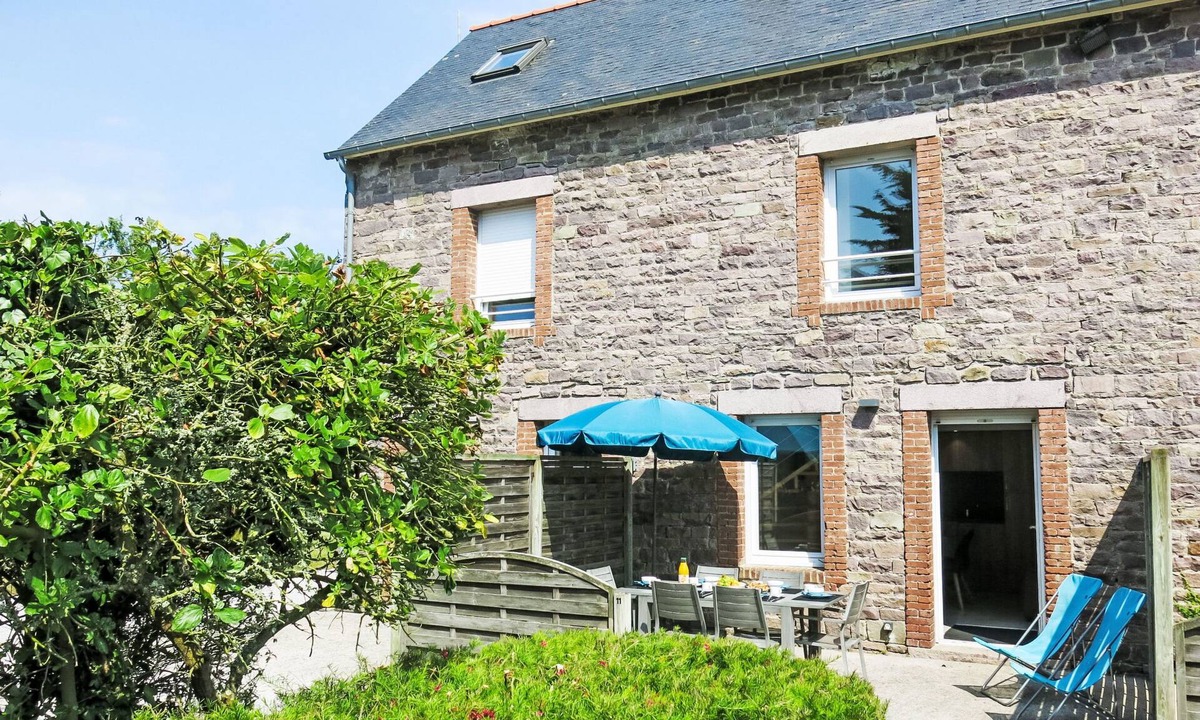 Pleherel-Plage-Vieux-Bourg House | T4-Résidence La Carquois by Interhome