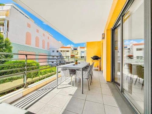 Prado - Republique Apartment | Terranova Cannes Terrace Accommodation