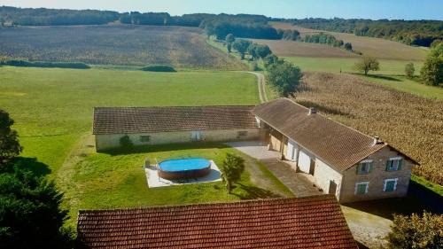 Puyreaux House | The charming private Farmhouse at La Grenouillére