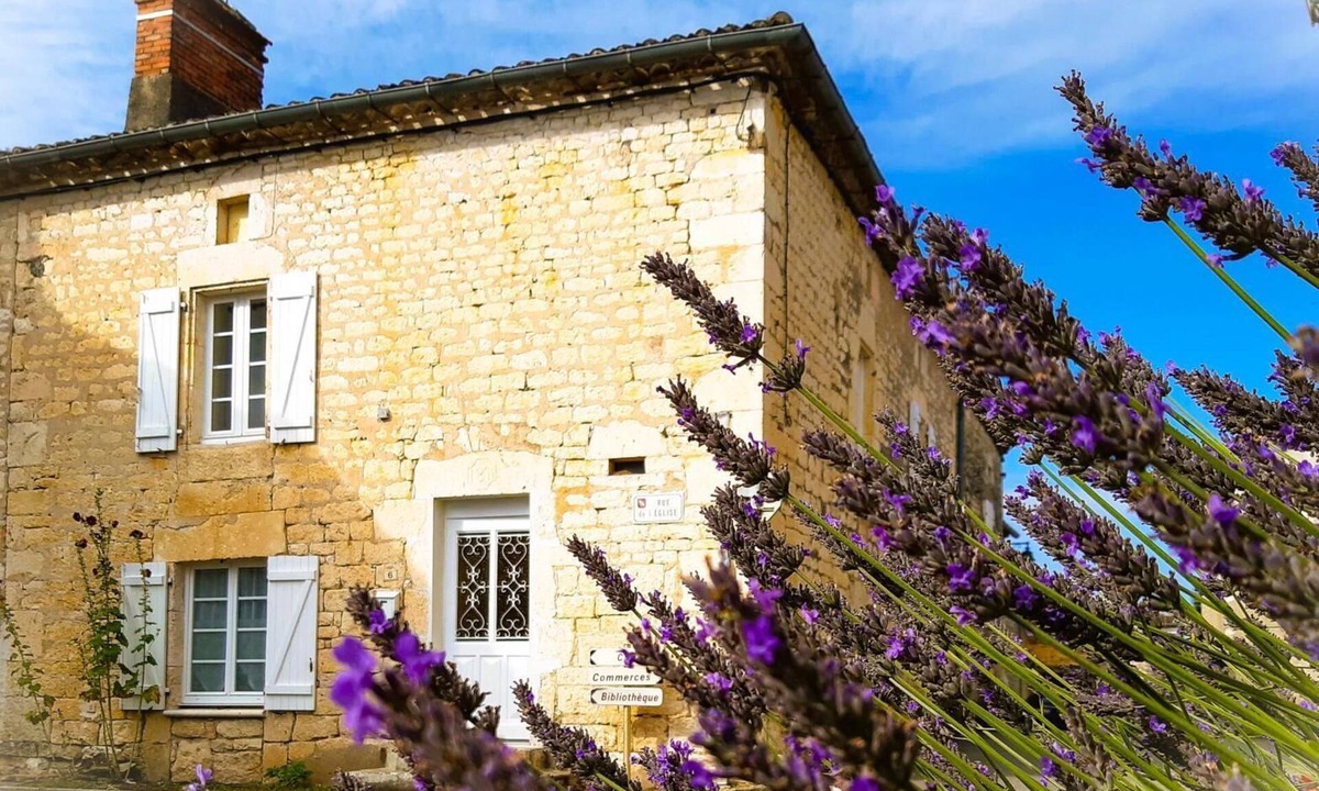Labastide-Marnhac House | The Labastide Bee