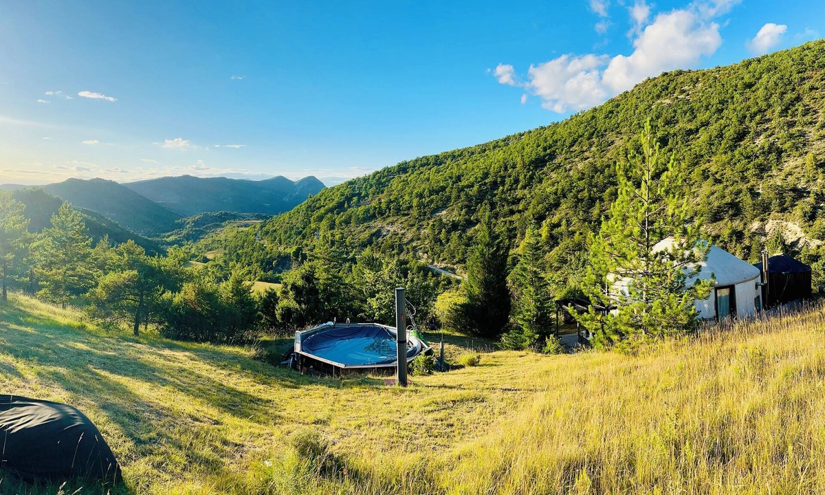 Rochebrune Cottage | Unusual stay in a comfortable contemporary yurt - 3ha site with complete privacy