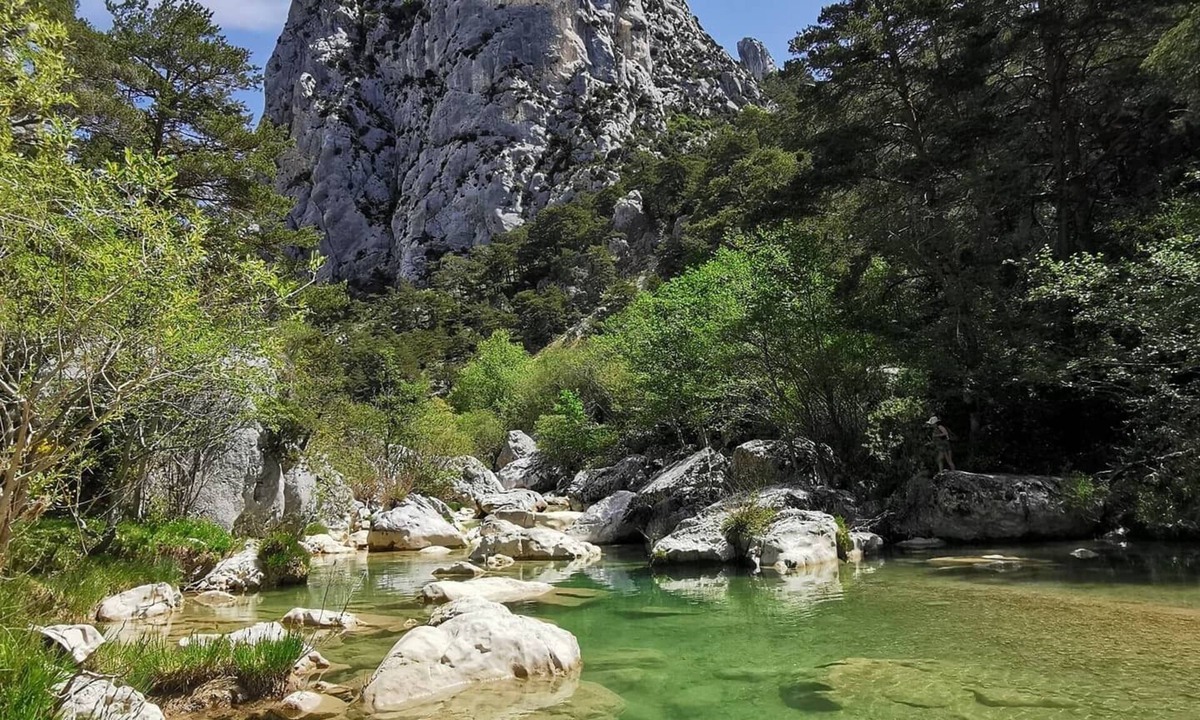 Bargeme House | Very pretty, bright, south-facing sheepfold on an organic farm in the Verdon.