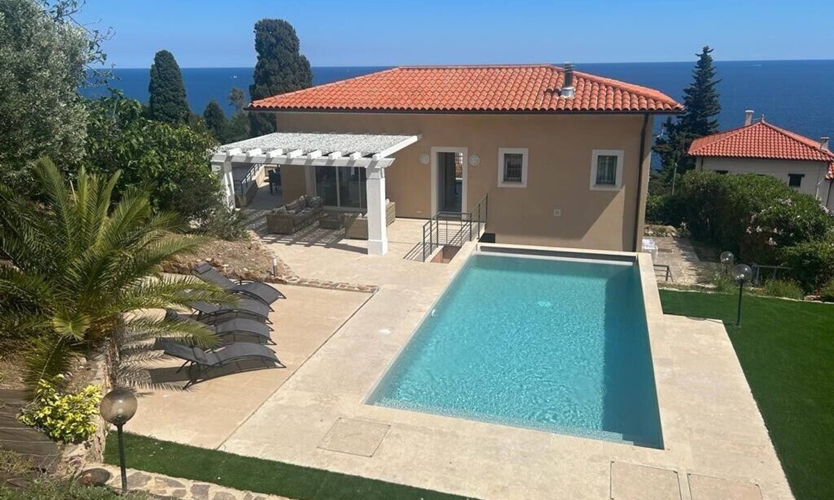 Espero-Pax Villa | Villa Avec Piscine, Plage et Crique à Pied, 4 Chambres
