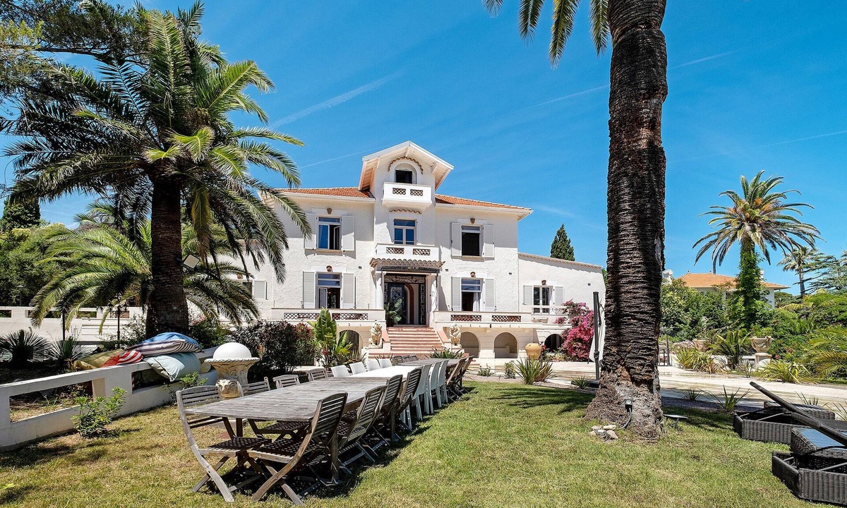 Le Dramont Villa | Villa "Caron Riviera" with Sea View, Wi-Fi, and Air Conditioning