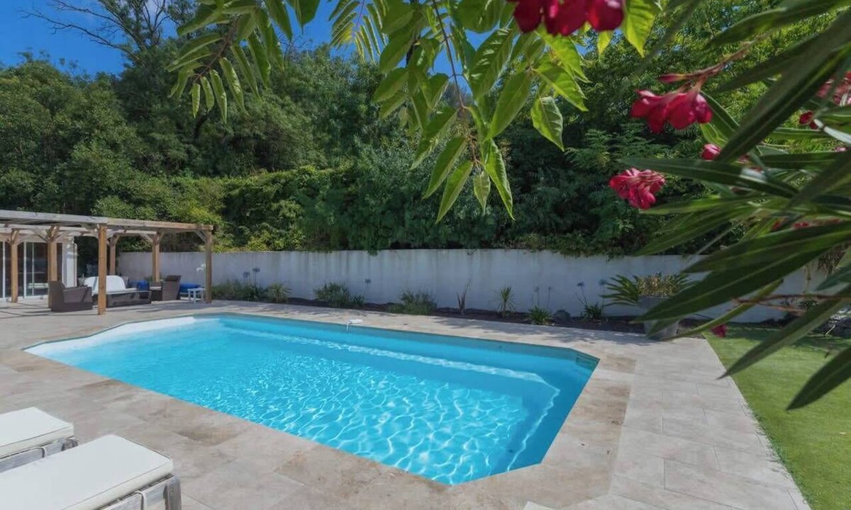 11th Arrondissement House | Villa d'exception - La Tahitienne - Piscine