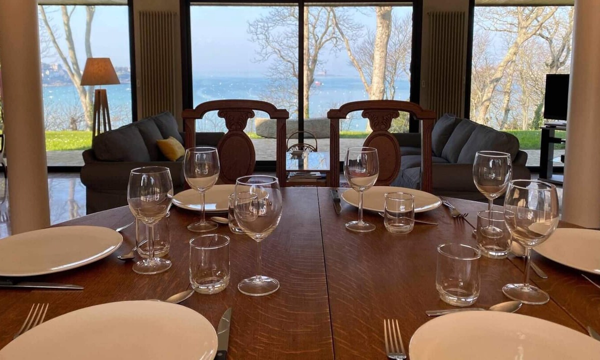 La Cite Villa | Villa Emerald