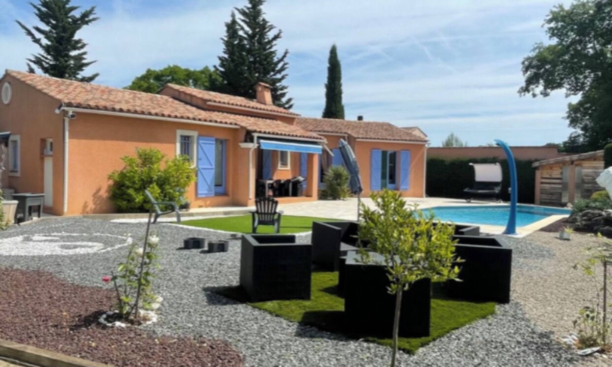 Les Arcs-sur-Argens Villa | Villa in the Var on the Côte d'Azur with a private pool, absolute tranquility in Provence – Secure parking