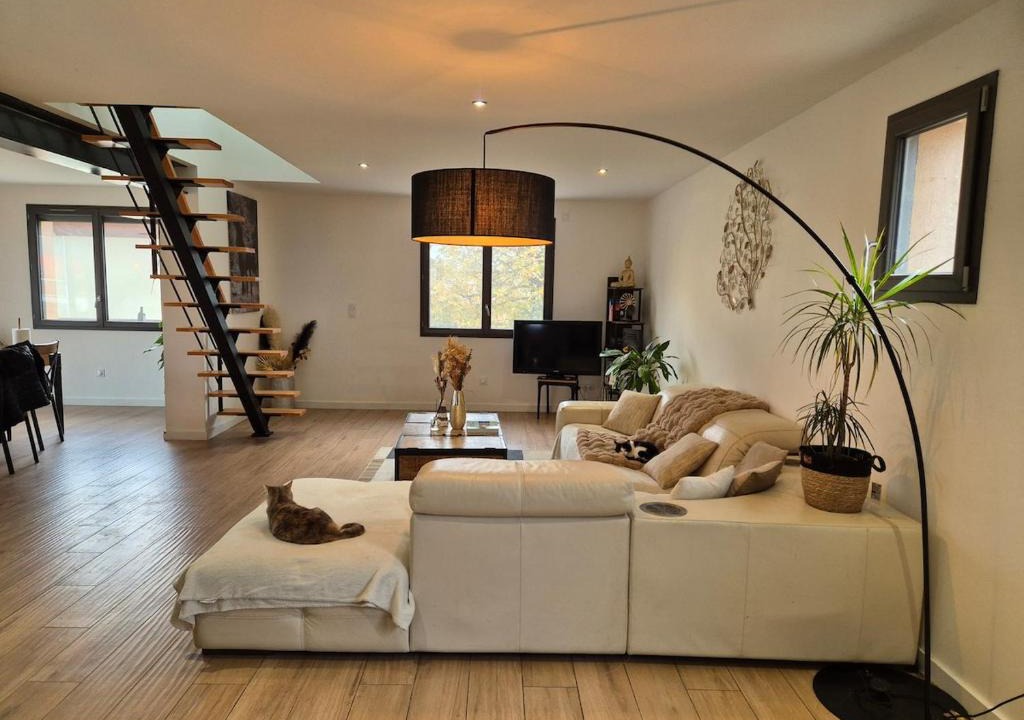 Vif Villa | Villa quartier calme